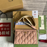 Balanced handbag styled for everyday wear