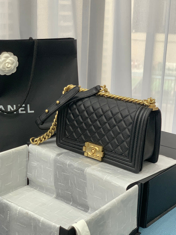  handbag, mid everyday style, image 1