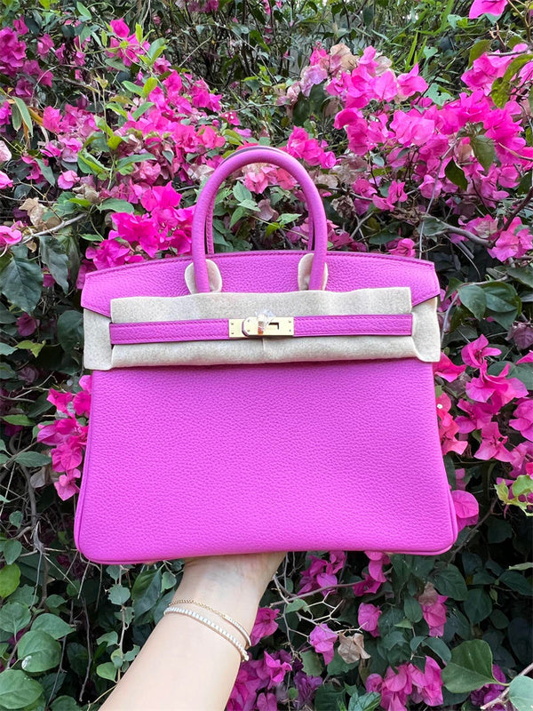  crossbody bag close-up of hardware and finish
