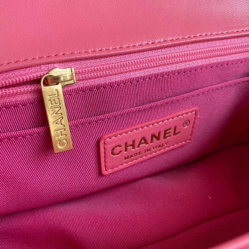 Zivas Charm Signature Style Fashion Handbag (Versatile Style Statement) – Detail View