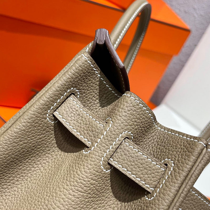 Interior view of modernist premium bag