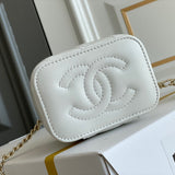 Zivas Charm Versatile Design Designer Handbag (Versatile Style Statement) – Styled Look