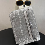  Chic crossbody bag front view 7