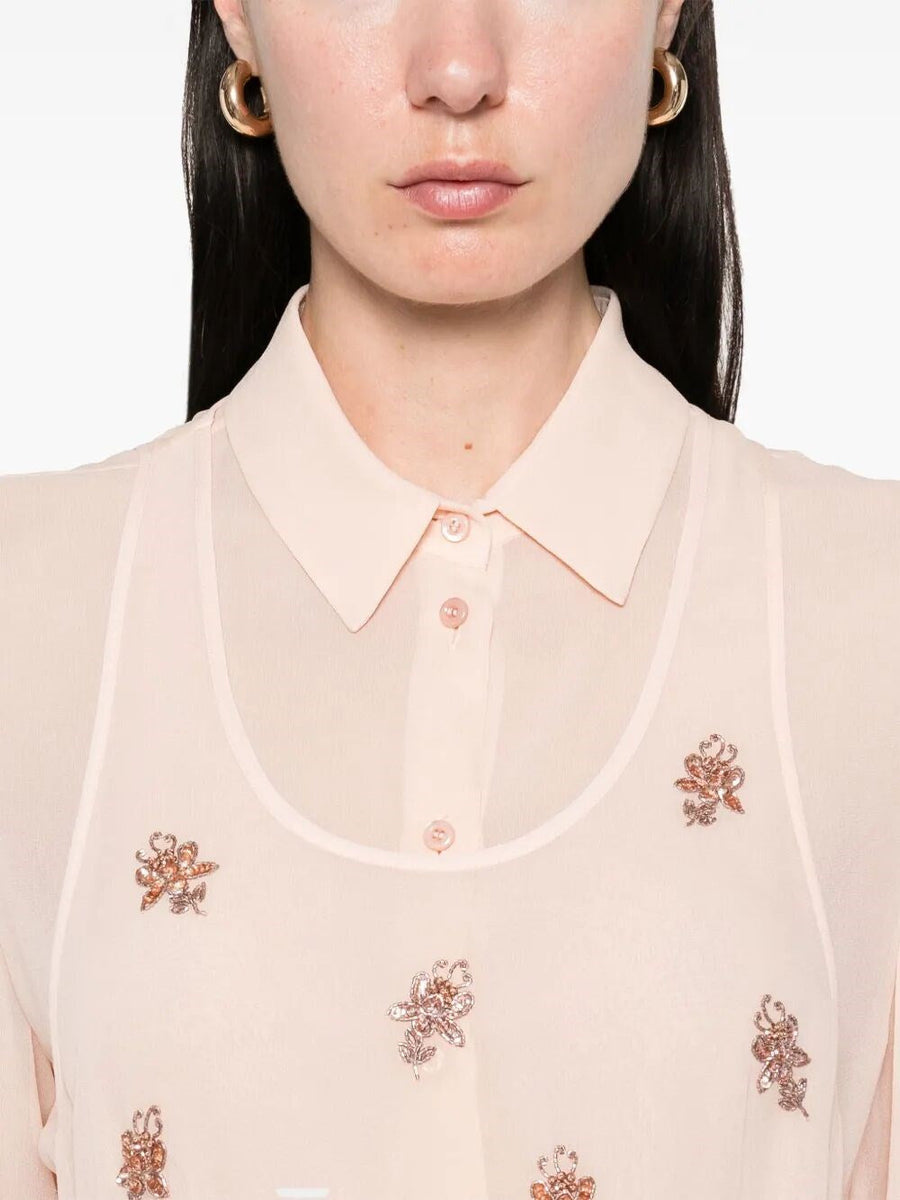 Close-up of Fendi tee shirts hardware and fine stitching