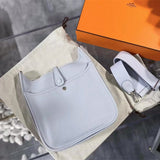  Modern top-handle bag front view 25