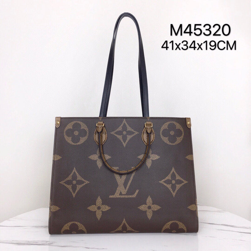Side profile of polished chic women's handbag – women's luxury handbag