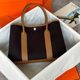 Statement tote bag front view