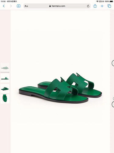 Hermes sandals Style 057 - texture and material detail