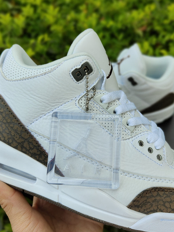 Nike Men's & Women's Signature Luxury Sneakers — Style 168 detail view