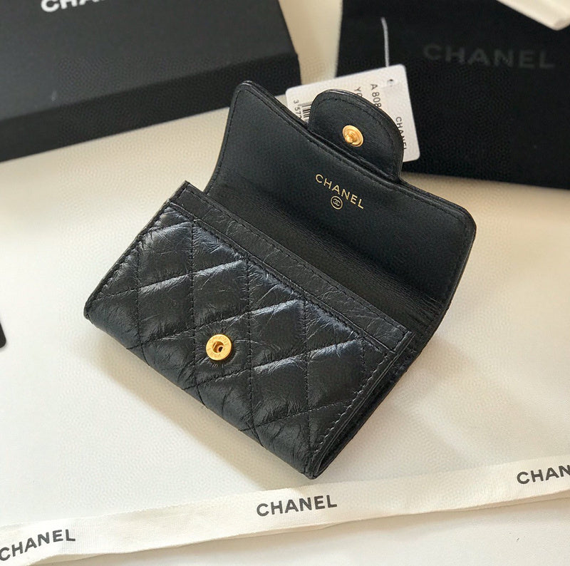 Zivas Charm Modern Minimalist Look Everyday Handbag (Contemporary Shape Language) – Lifestyle Shot
