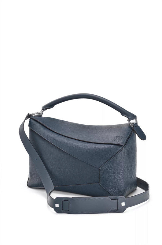 Ziva's Charm handbag – full view (36.5cm*19cm*23cm)