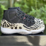 Nike Men's & Women's Luxury Fashion Trainers — Style 174 front view