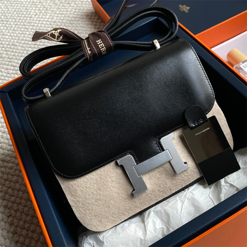 Poised bag women's premium everyday handbag