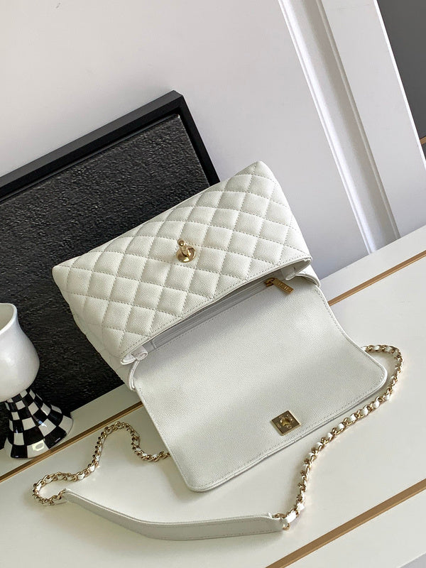 Ziva's Charm handbag – product shot (one versatile size)