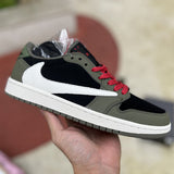 Nike Men's & Women's Luxury Fashion Trainers — Style 258