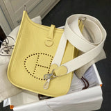  carryall bag interior and compartment view