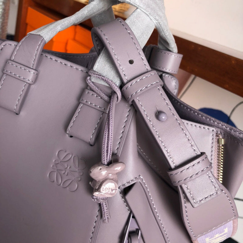 Ziva's Charm handbag – product shot (19.5cm*20.8cm*14.4cm)