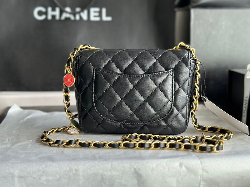 Zivas Charm Signature Style Designer Handbag (Premium Everyday Carry) – Angled View