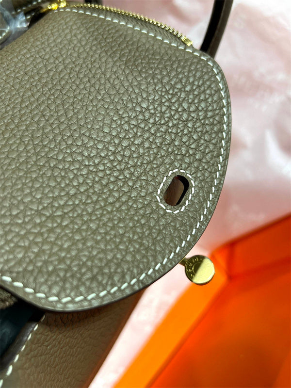 Elegant handbag styled for everyday wear