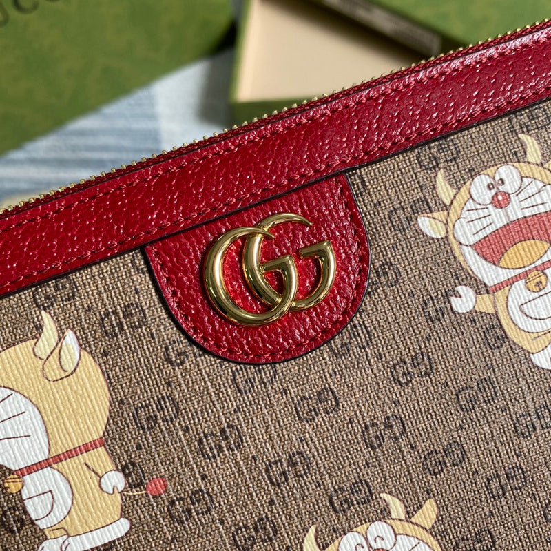 Back view of polished modern women's handbag – women's everyday handbag