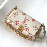  Everyday structured bag front view 19