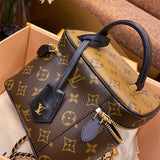  smart structured bag styled with outfit