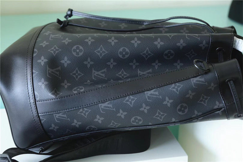  understated everyday bag styled with outfit