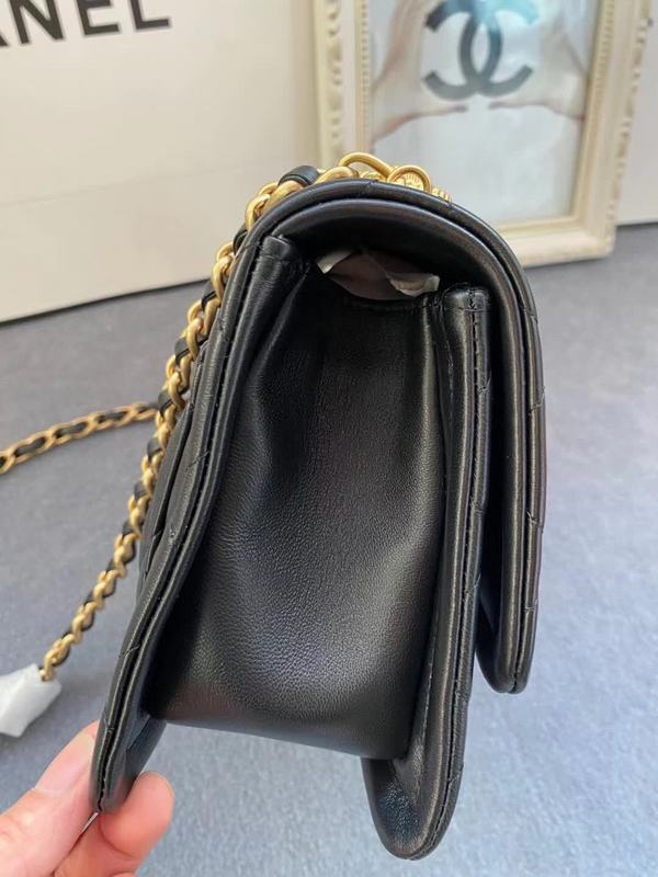 Zivas Charm Versatile Design Fashion Handbag (Signature Shape & Finish) – Lifestyle Shot