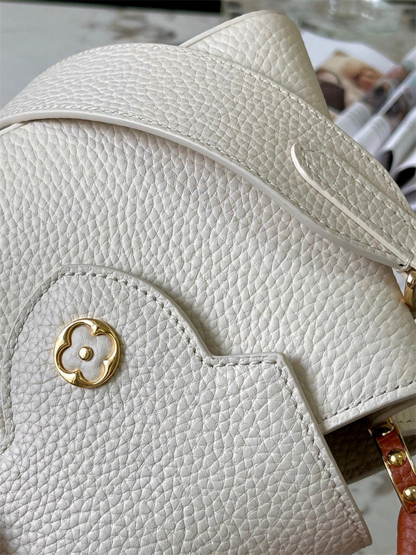  Versatile carryall bag front view 7