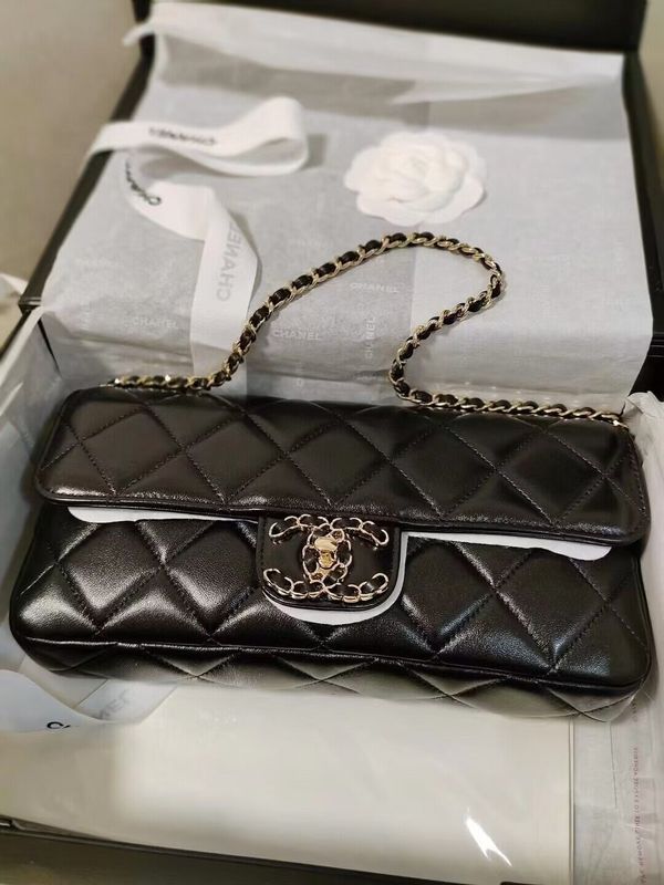  handbag, mid everyday style, image 1