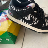 Nike Men's & Women's Premium Athletic Sneakers — Style 199 detail view