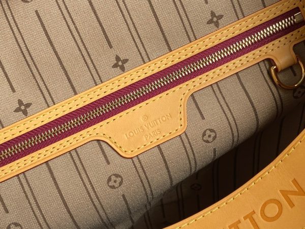 Handle and strap detail of structured statement women's handbag – women's designer-style accessory
