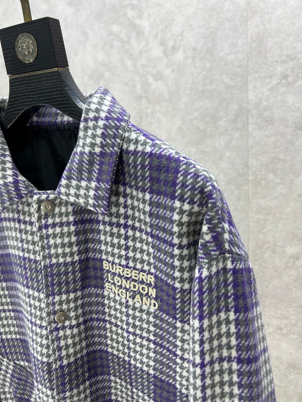 Three-quarter angle view of Burberry luxury piece style No.414