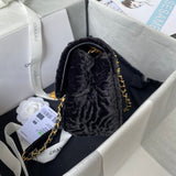  mid purse view 10