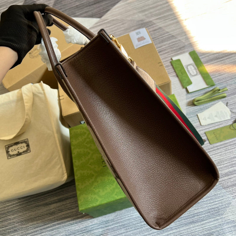 Close-up detail of statement sleek women's handbag – women's everyday handbag