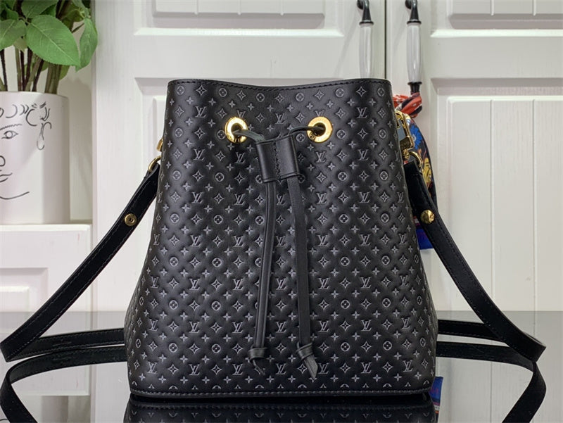  graceful handbag detail view showing craftsmanship 20