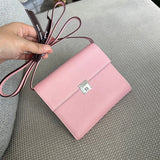  carryall bag interior and compartment view 9