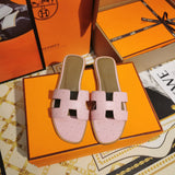 Hermes sandals Style 122 - logo and branding close-up