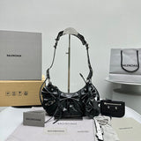 Zivas Charm Chic Craftsmanship Statement Handbag (Structured Everyday Essential) – Front View