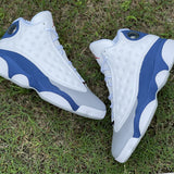 Nike Men's & Women's Premium Low-Top Trainers — Style 229 angle view