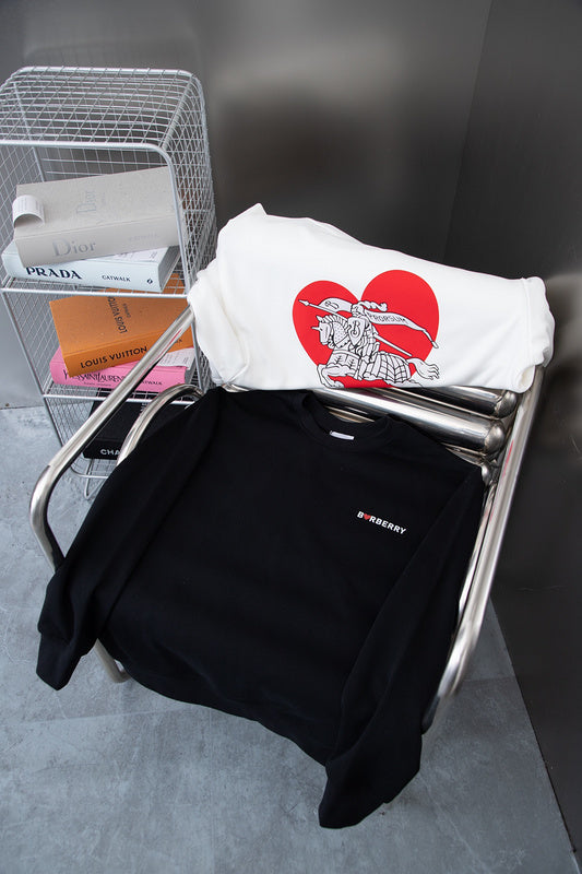 Side profile view of Burberry luxury piece style No.431