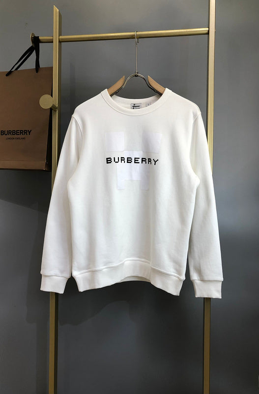 Front view of Burberry luxury piece style No.022
