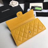 Zivas Charm Effortless Elegance Everyday Handbag (Timeless Wardrobe Addition) – Angled View