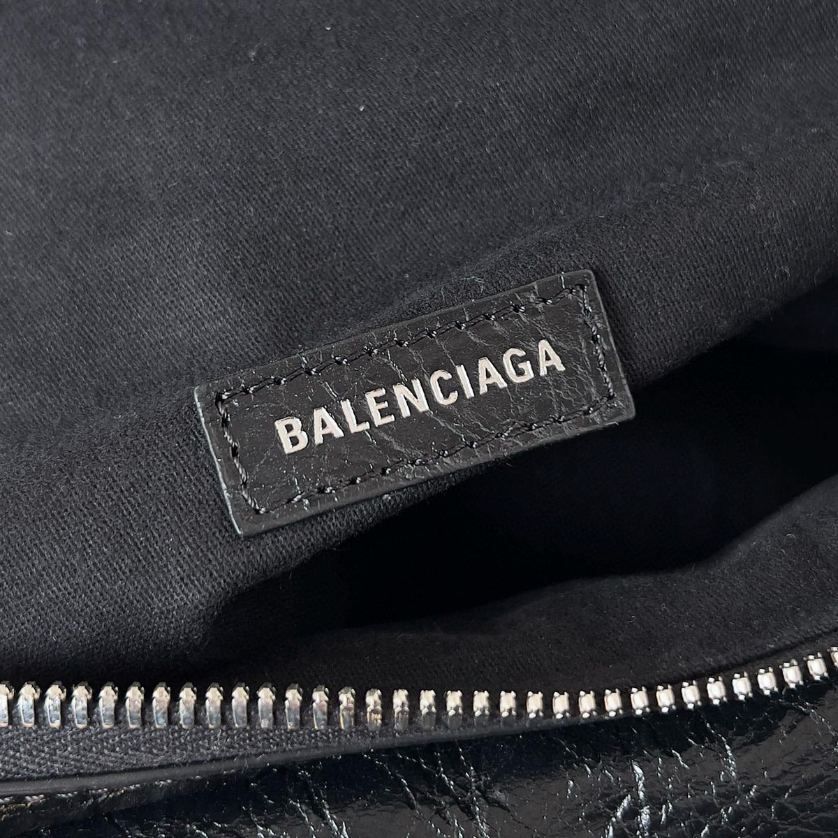 Front view of Balenciaga Le Cagole Medium Beltbag premium bag