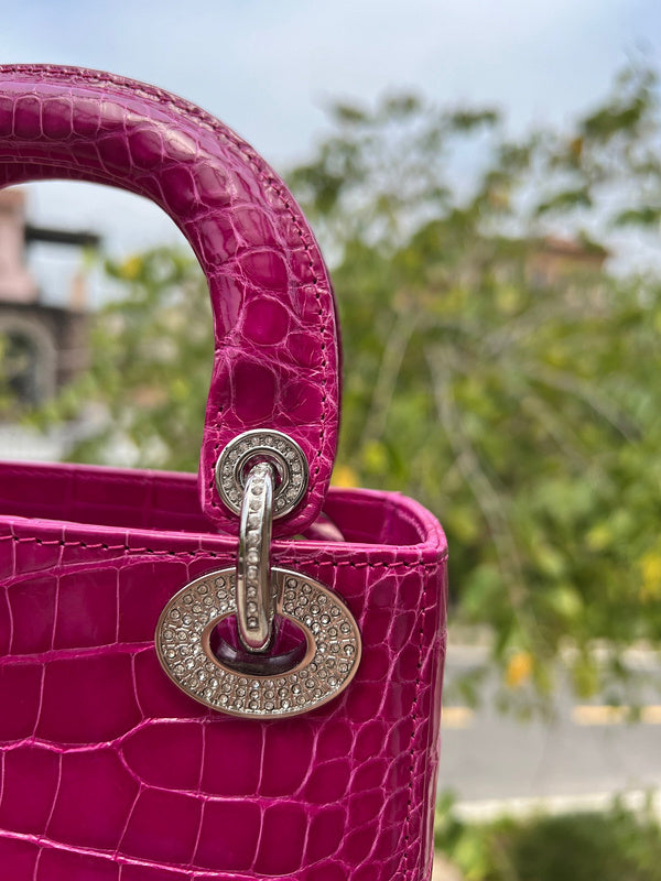 Back view of everyday-luxe structured women's handbag – women's everyday handbag