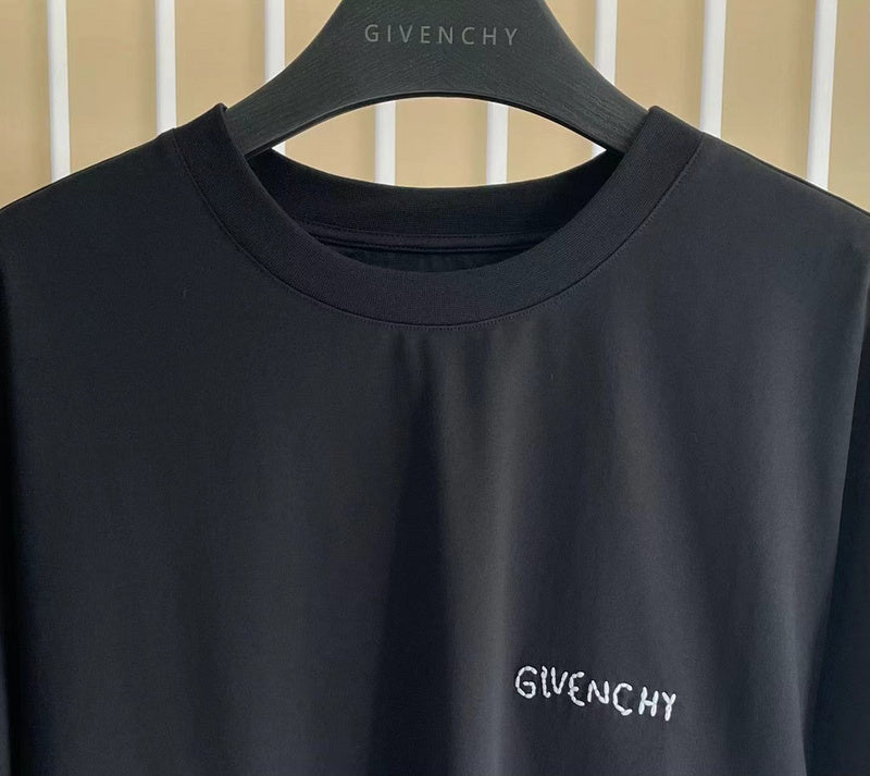 Back view of Givenchy luxury piece style No.140