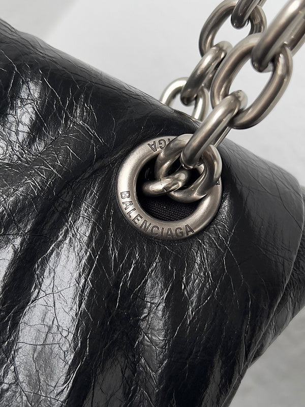 Zivas Charm Elevated Essentials Statement Handbag (Designer-Inspired Craftsmanship) – Lifestyle Shot