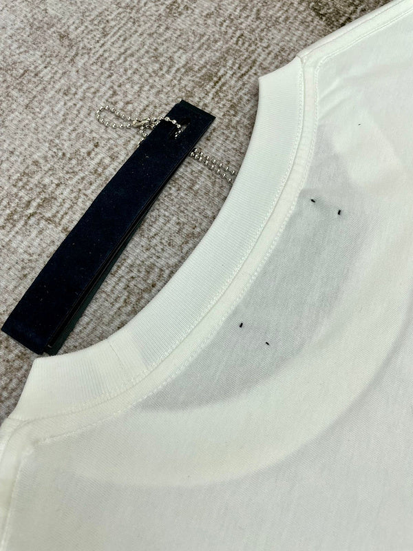 Amiri designer t-shirt full view