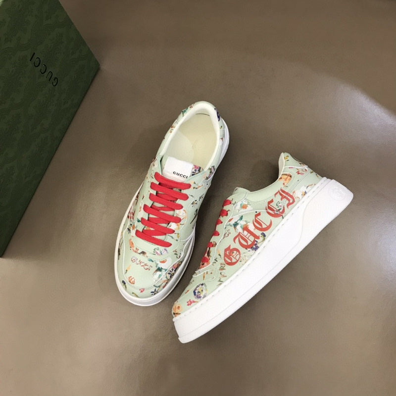 Gucci classic monochrome luxury sneakers view 9 cushioned comfort fit