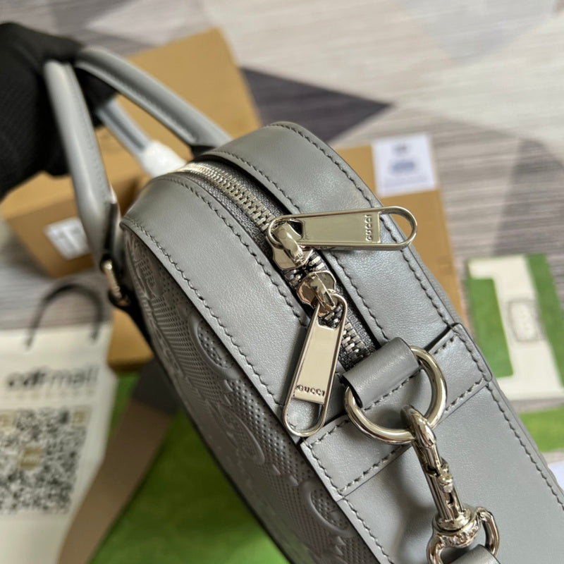 Styled lifestyle shot of signature chic women's handbag – women's everyday handbag